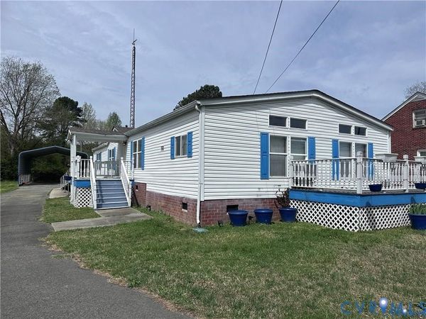 304 E Main Street, Wakefield, VA 23888