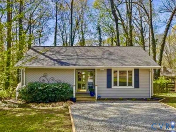 14207 Broad Oaks Court , Midlothian, VA 23112