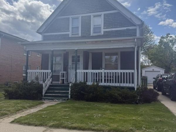 5681 N 42nd St, Milwaukee, WI 53209