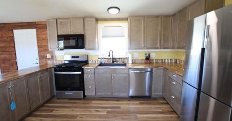 8 Falcon Way, Yerington, NV 89447 Photo