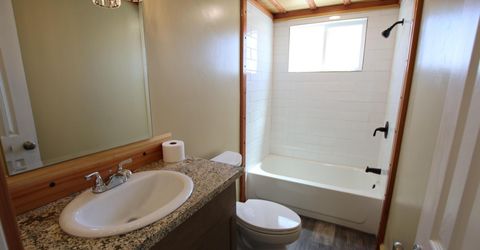 8 Falcon Way, Yerington, NV 89447 Photo
