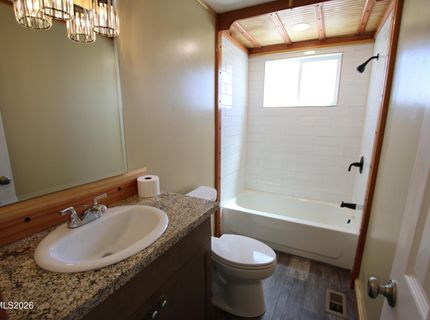 8 Falcon Way, Yerington, NV 89447 Photo