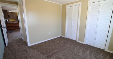 8 Falcon Way, Yerington, NV 89447 Photo