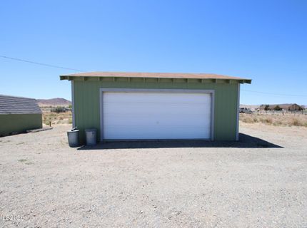 8 Falcon Way, Yerington, NV 89447 Photo