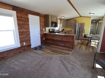8 Falcon Way, Yerington, NV 89447 Photo