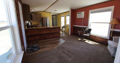 8 Falcon Way, Yerington, NV 89447 Photo