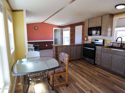 8 Falcon Way, Yerington, NV 89447 Photo
