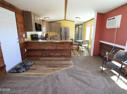 8 Falcon Way, Yerington, NV 89447 Photo