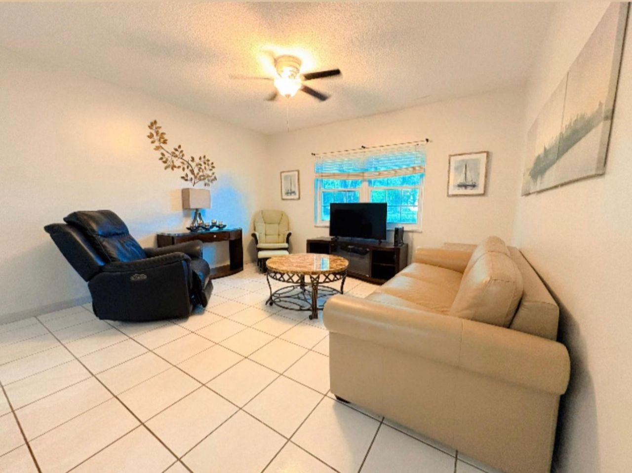 1560 Mckinley Street, Unit 111w, Hollywood, FL 33020 Photo