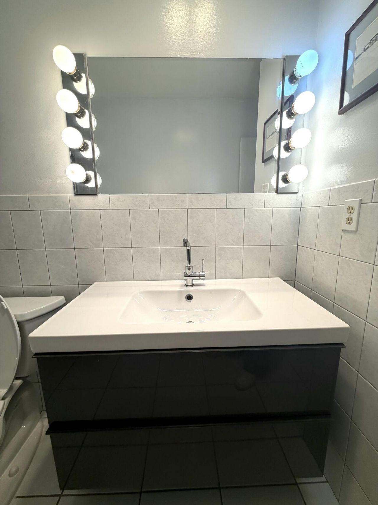 1560 Mckinley Street, Unit 111w, Hollywood, FL 33020 Photo