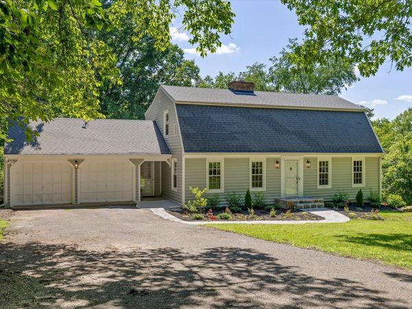117 Grayson Road, Signal Mountain, TN 37377