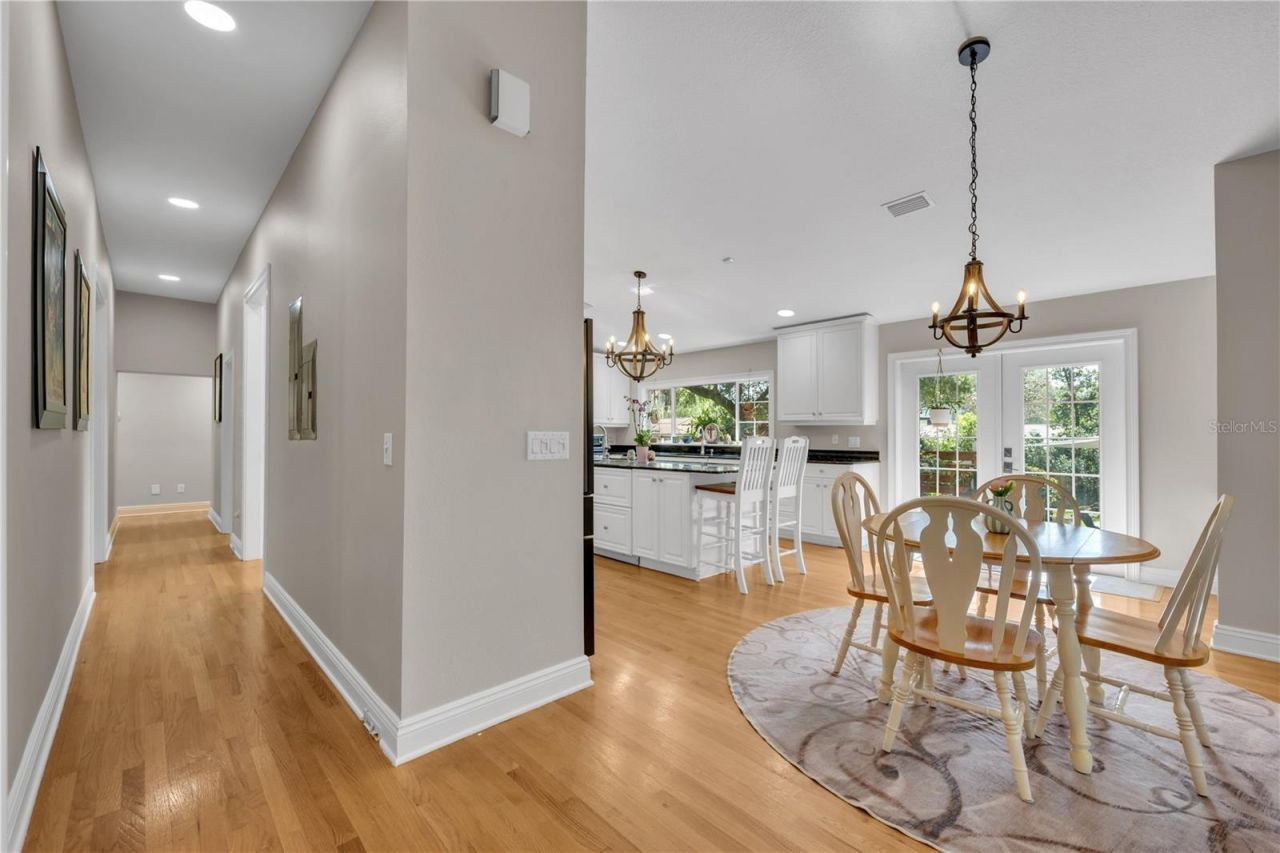 6606 Glencoe Drive , Tampa, FL 33617 Photo