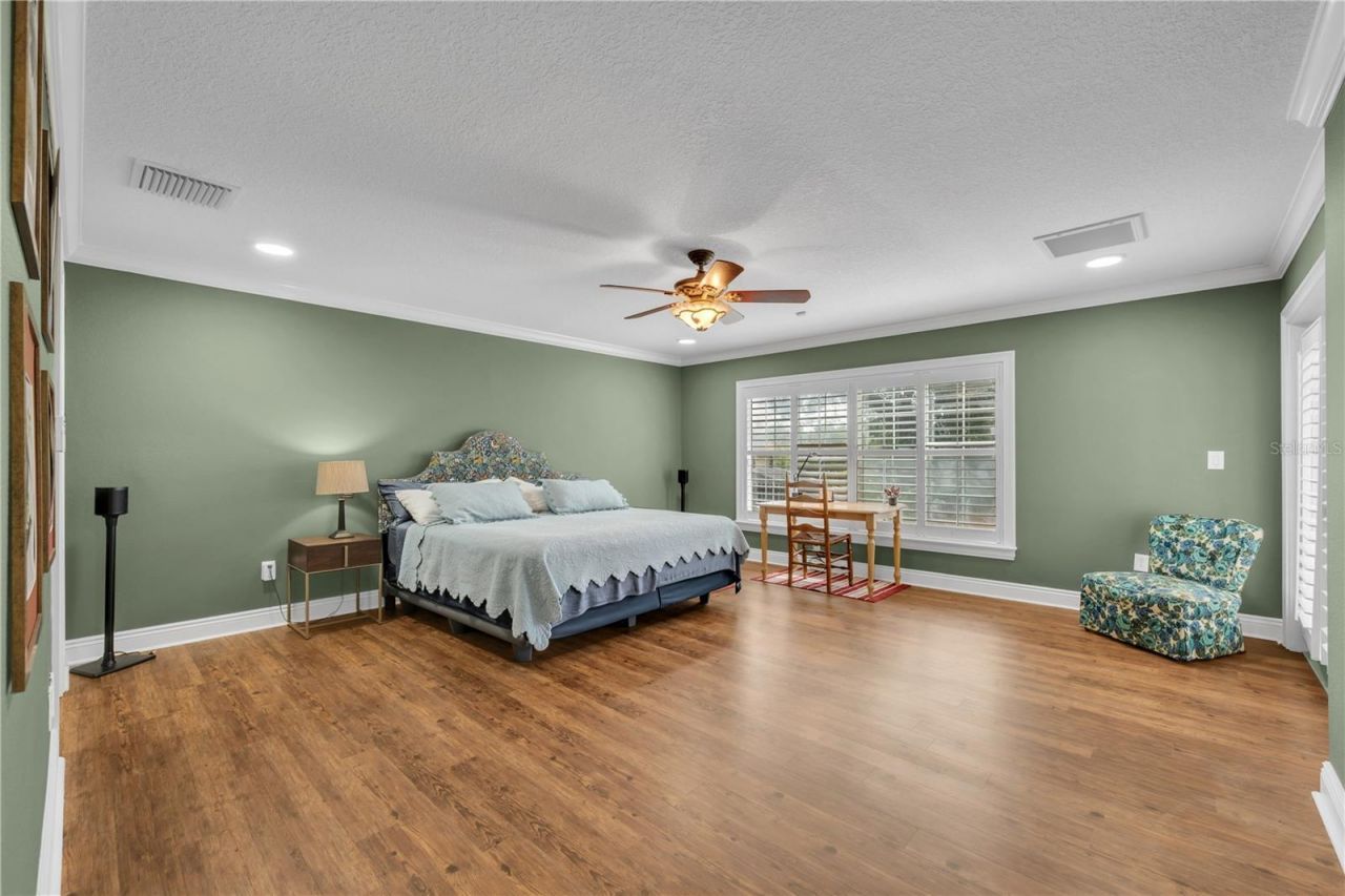 6606 Glencoe Drive , Tampa, FL 33617 Photo