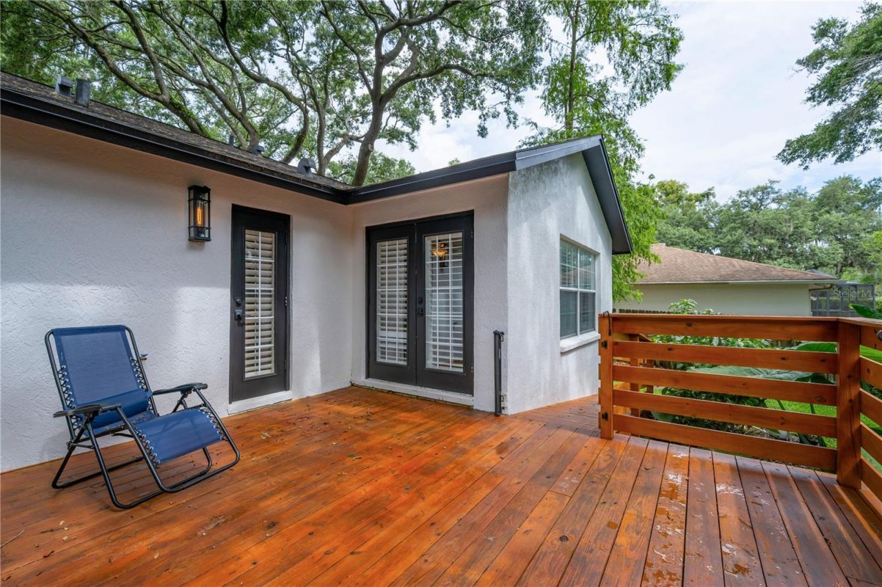 6606 Glencoe Drive , Tampa, FL 33617 Photo