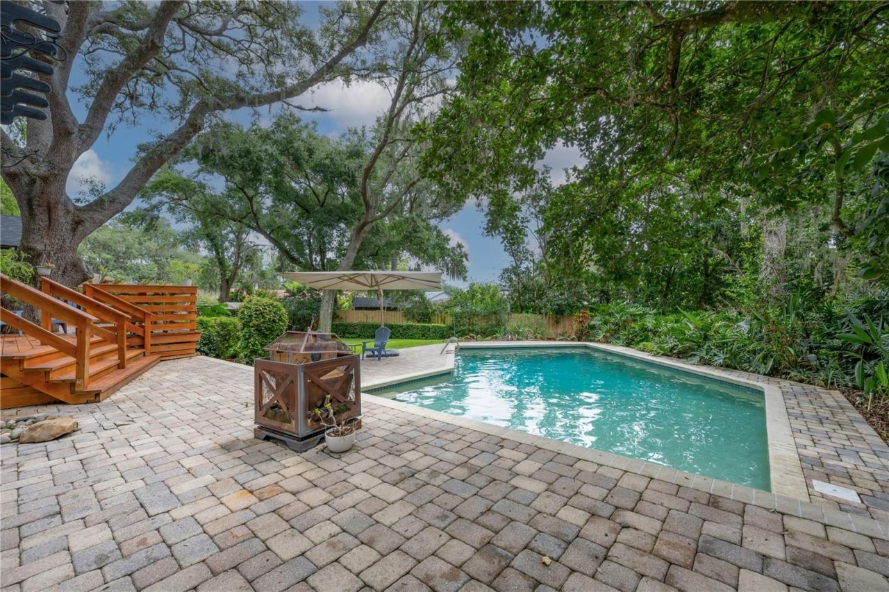 6606 Glencoe Drive , Tampa, FL 33617 Photo