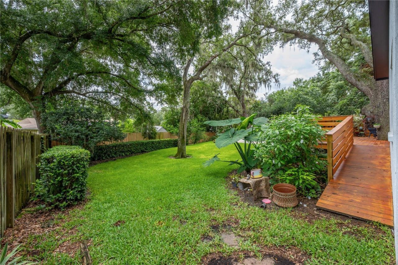 6606 Glencoe Drive , Tampa, FL 33617 Photo
