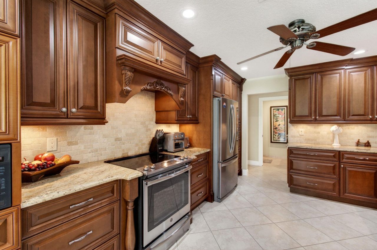 22491 Martella Avenue, Boca Raton, FL 33433 Photo