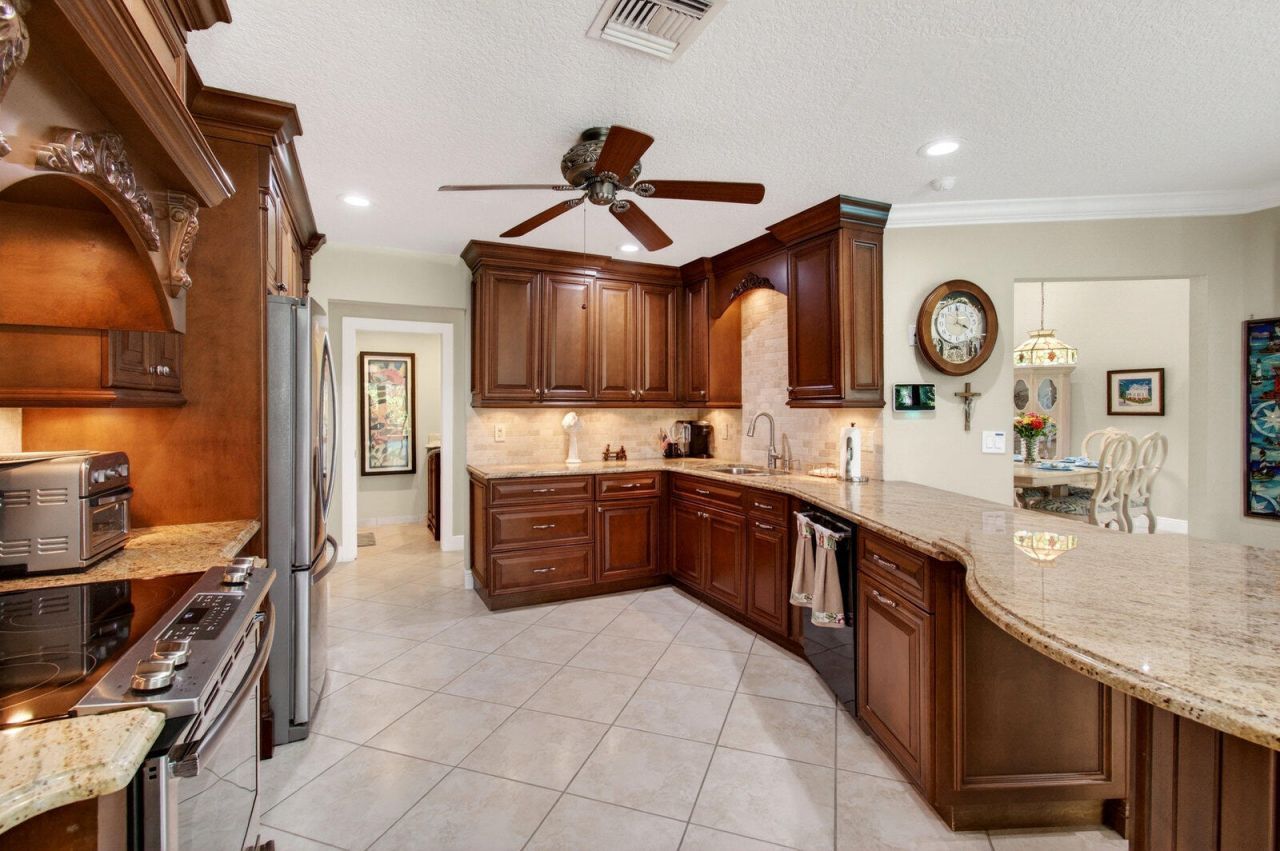 22491 Martella Avenue, Boca Raton, FL 33433 Photo