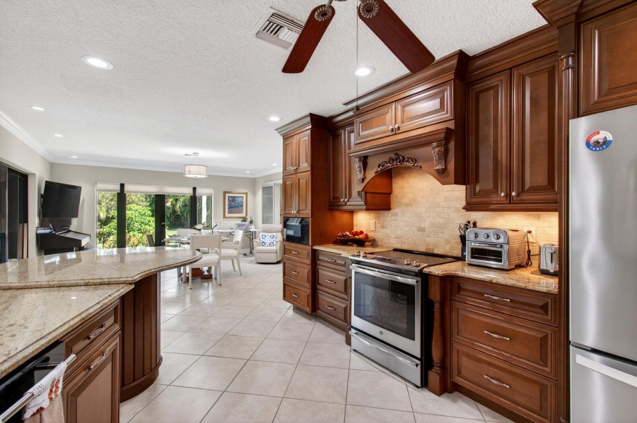 22491 Martella Avenue, Boca Raton, FL 33433 Photo