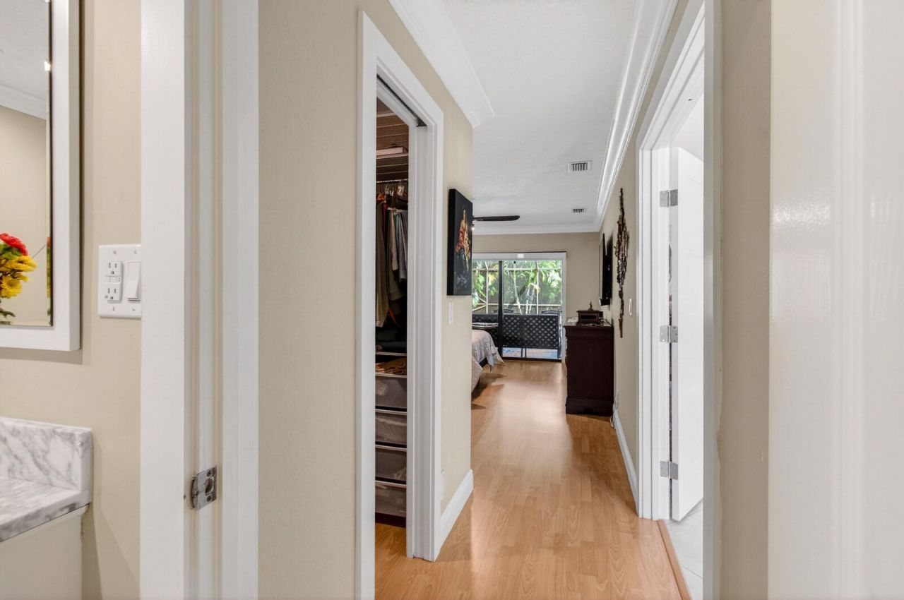 22491 Martella Avenue, Boca Raton, FL 33433 Photo