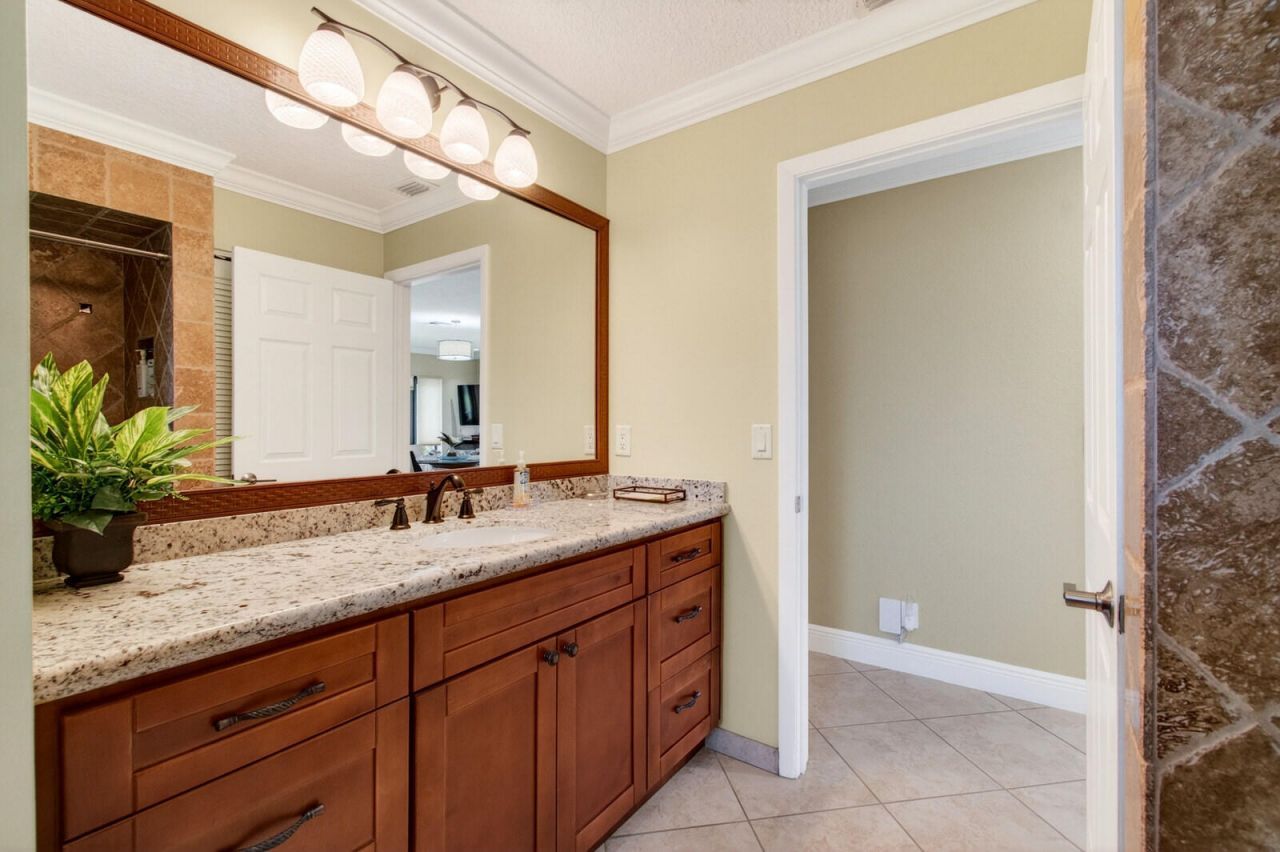 22491 Martella Avenue, Boca Raton, FL 33433 Photo