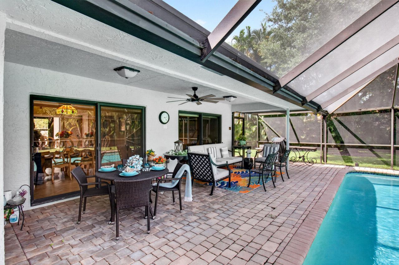 22491 Martella Avenue, Boca Raton, FL 33433 Photo
