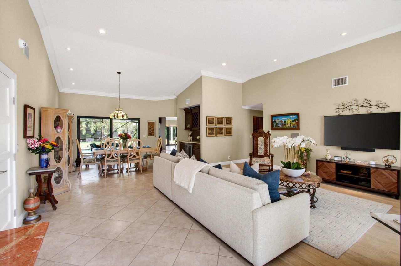 22491 Martella Avenue, Boca Raton, FL 33433 Photo