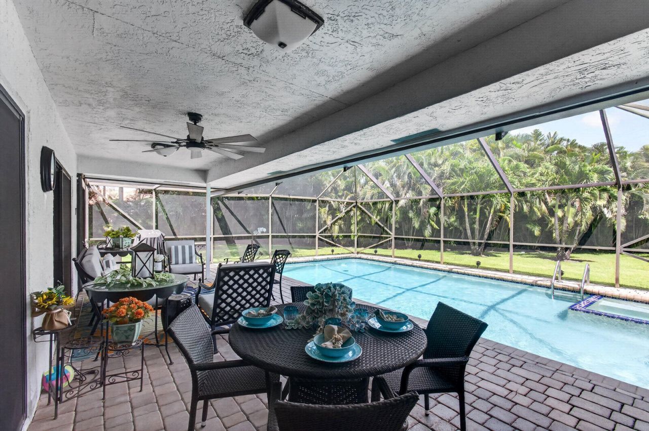 22491 Martella Avenue, Boca Raton, FL 33433 Photo