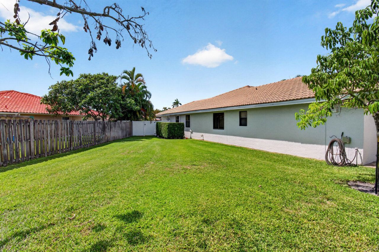 22491 Martella Avenue, Boca Raton, FL 33433 Photo