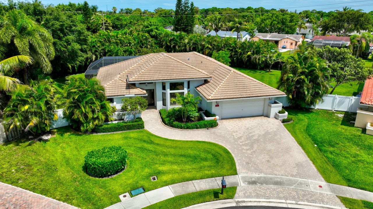 22491 Martella Avenue, Boca Raton, FL 33433 Photo