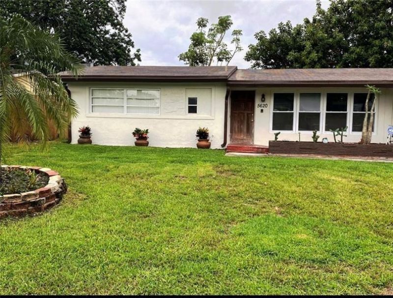 5620 SW 56th Street, Davie, FL 33314 Photo
