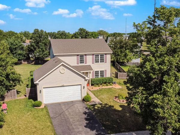 243 Stamford Court , Romeoville, IL 60446