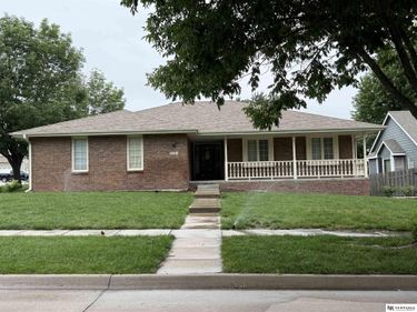 7635 Red Oak Road, Lincoln, NE 68516