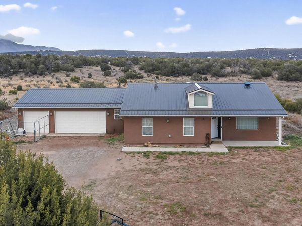 21 Trade Court NE, Albuquerque, NM 87105