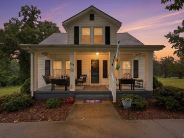 208 Prospect Road, Hurt, VA 24563