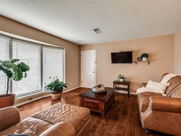 2527 NW 62nd Street, Unit 219, Oklahoma City, OK 73112