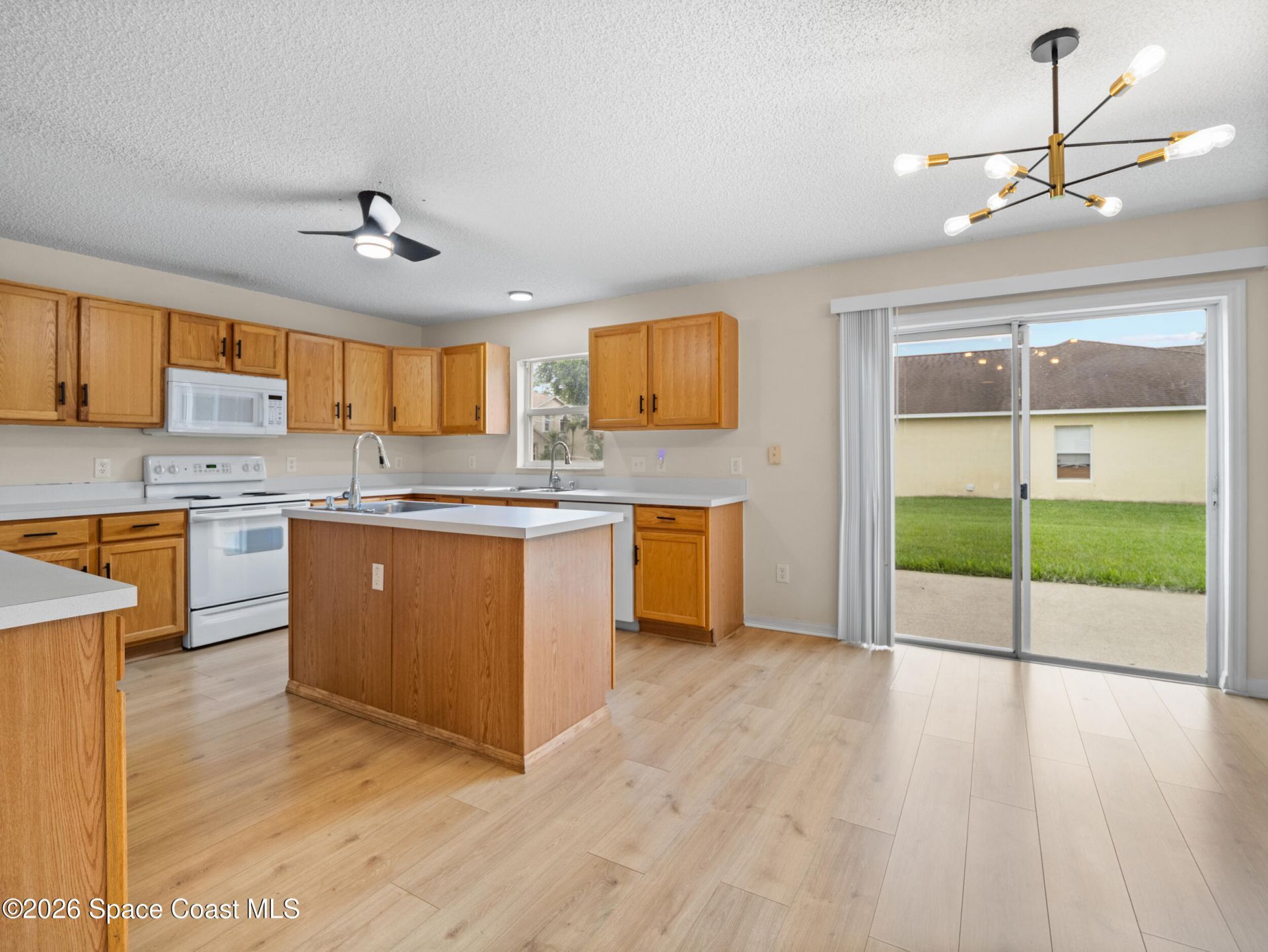 1204 25th Terrace SW , Vero Beach, FL 32968 Photo