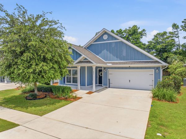 451 Lightning Bug Lane, Freeport, FL 32439