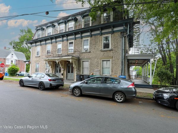 89 Green Street, Unit 1, Kingston, NY 12401