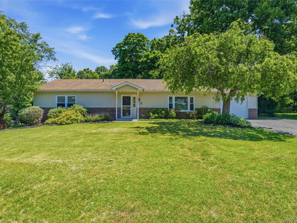21 Maine Drive , Newburgh, NY 12550