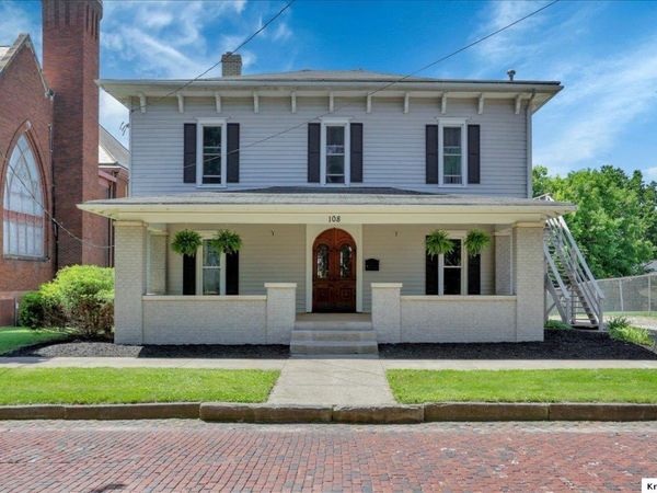 108 E Vine St, Mount Vernon, OH 43050