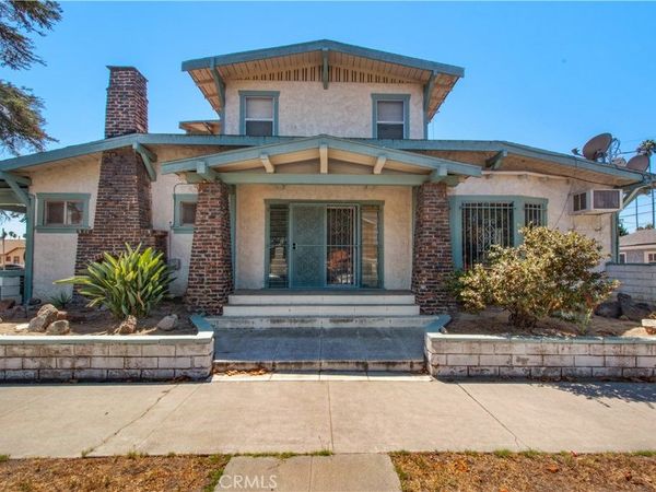 4301 Arlington Ave., Los Angeles, CA 90008