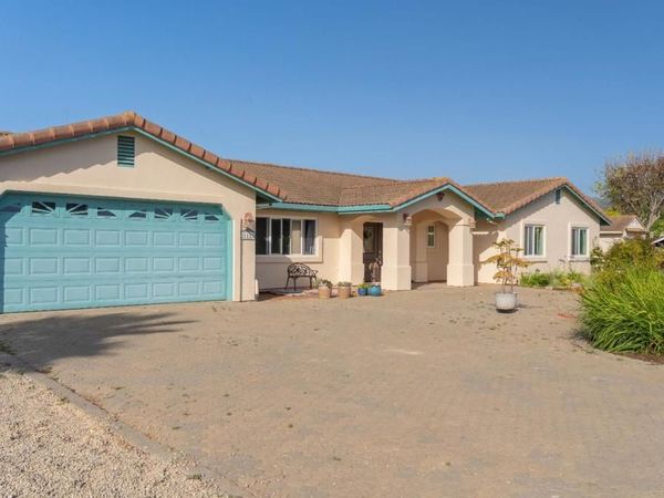 21123 Valle San Juan Drive, Salinas, CA 93907