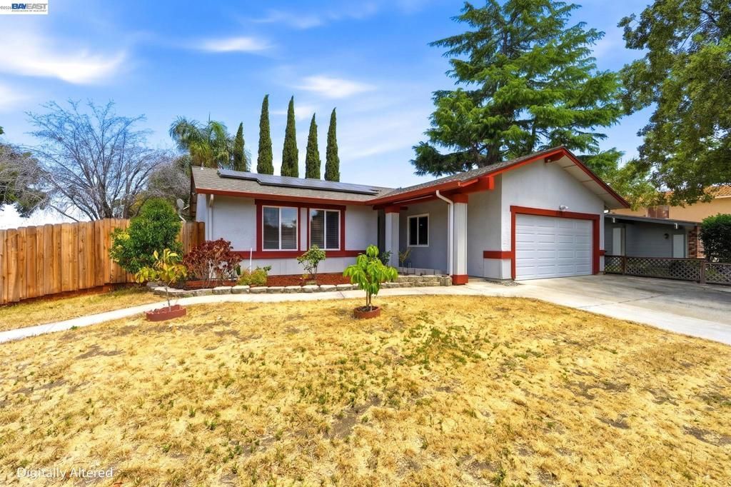 2880 Georgia Dr, Tracy, CA 95376 Main Photo