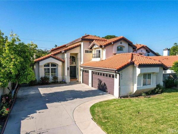 17543 Saticoy St, Northridge, CA 91325