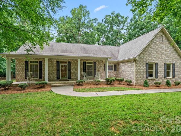 434 Yachtsman Point , Lexington, NC 27292