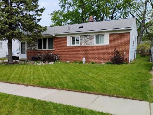 12415 Clinton River Road, Sterling Heights, MI 48313