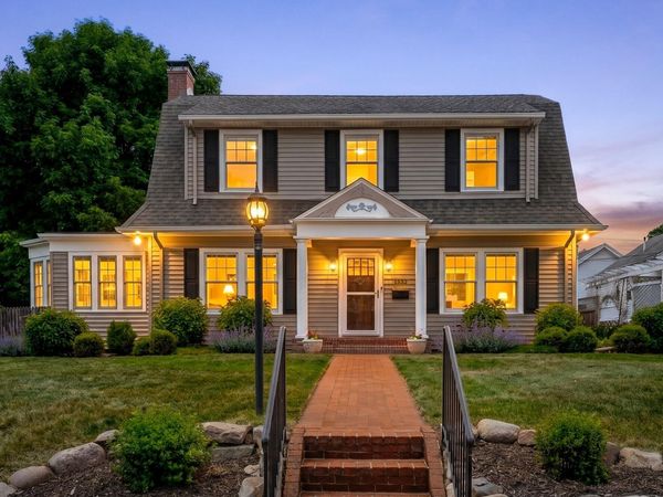1532 Henderson Drive, Kalamazoo, MI 49006