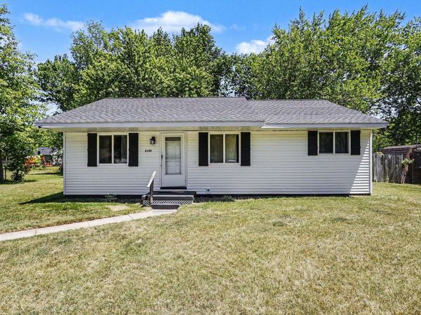 1145 Beverly Court, Benton Harbor, MI 49022