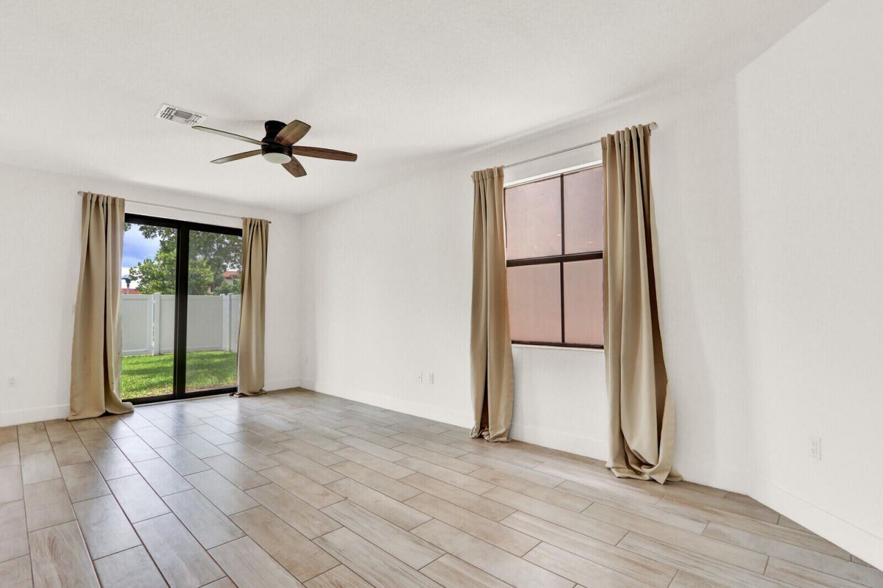 4008 Sequoia Place, Riviera Beach, FL 33410 Photo